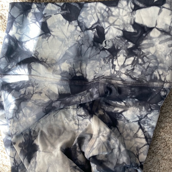 Lululemon wunder under tie dye leggings - Picture 1 of 2